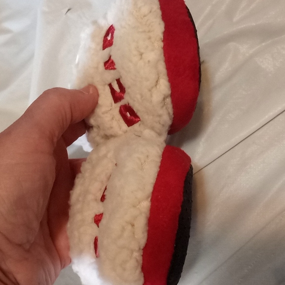 Dear foams baby slippers size 6-9 months. - Picture 7 of 9